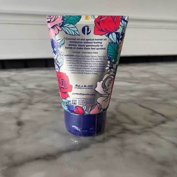 Perfectly Posh~Nip it in the Bud BFYHC~ Brand New & Sealed - Picture 3 of 3